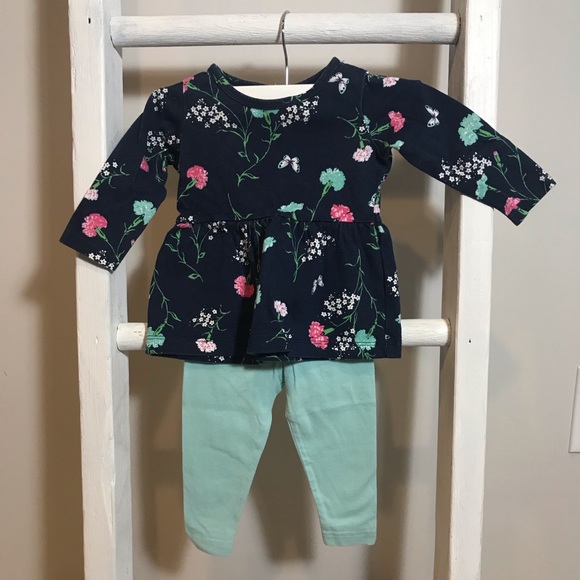 🌿Carter’s 2-pc. Set🌿 - Picture 1 of 5